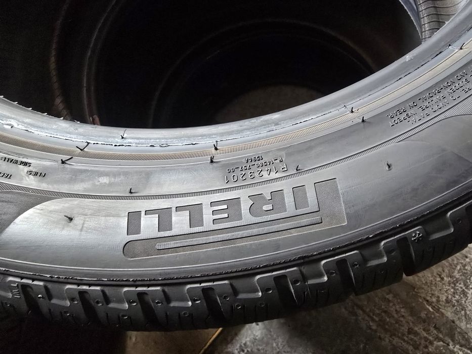 Pirelli 255/45 R20 105V MS iarnă