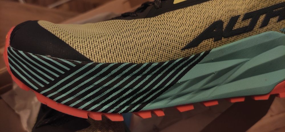 ALTRA OLYMPYS 275 номер 44 чисто нови