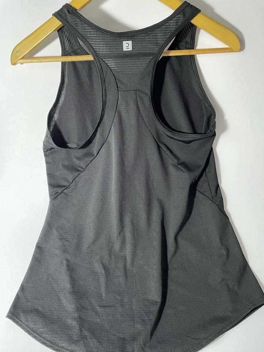 Спортен черен потник