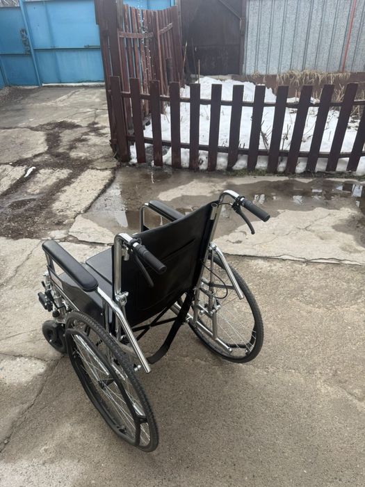 Инвалидная коляска