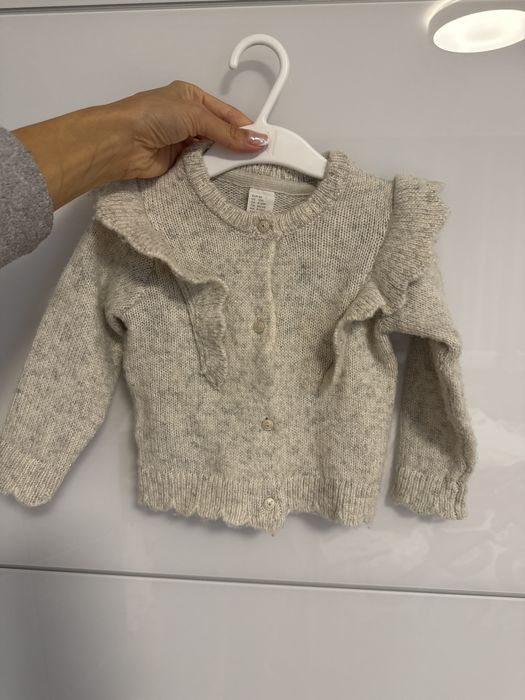 Дрехи за момиче размер 80 подходящи за есен/зима