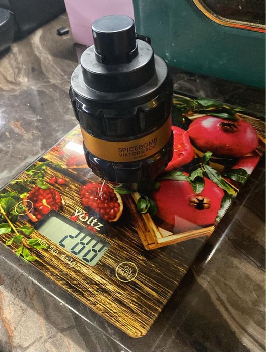 Парфюм Victor & Rolf Spice Bomb Extreme 75 мл остатъчно количество