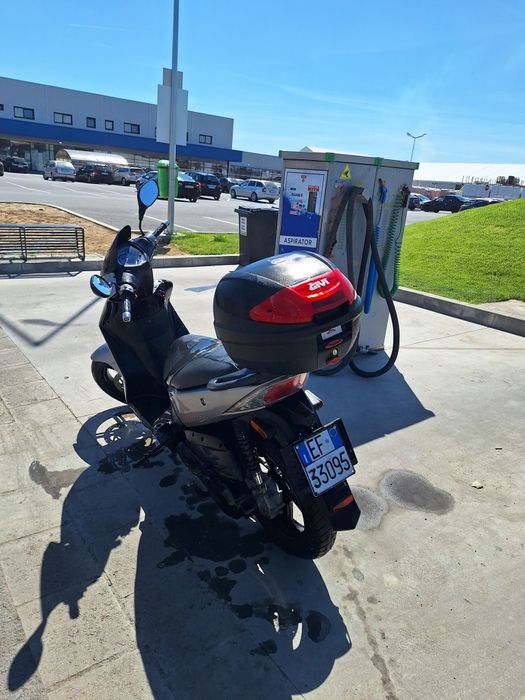 Scuter kymco Agility 125 cm3