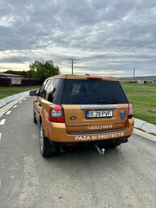Vând Land Rover Freelander 2 HSE, an 2007, motorizare 2.2 TD4 diesel, 160 CP, cutie manuală cu 6 trepte și tracțiune integrală 4x4.