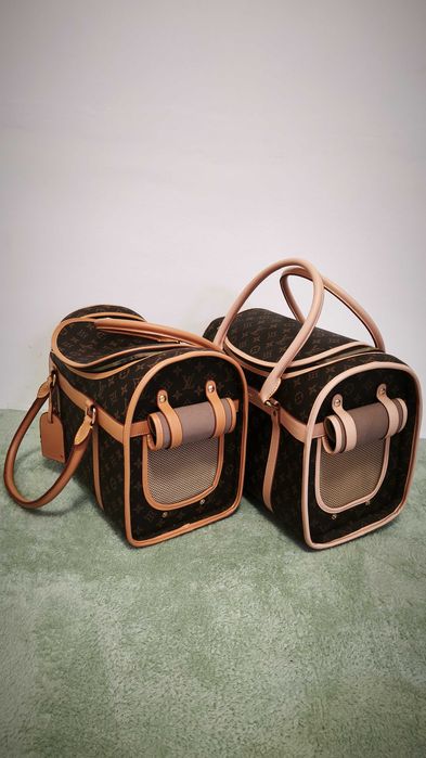 Чанта за малки домашни любимци Luis Vuitton