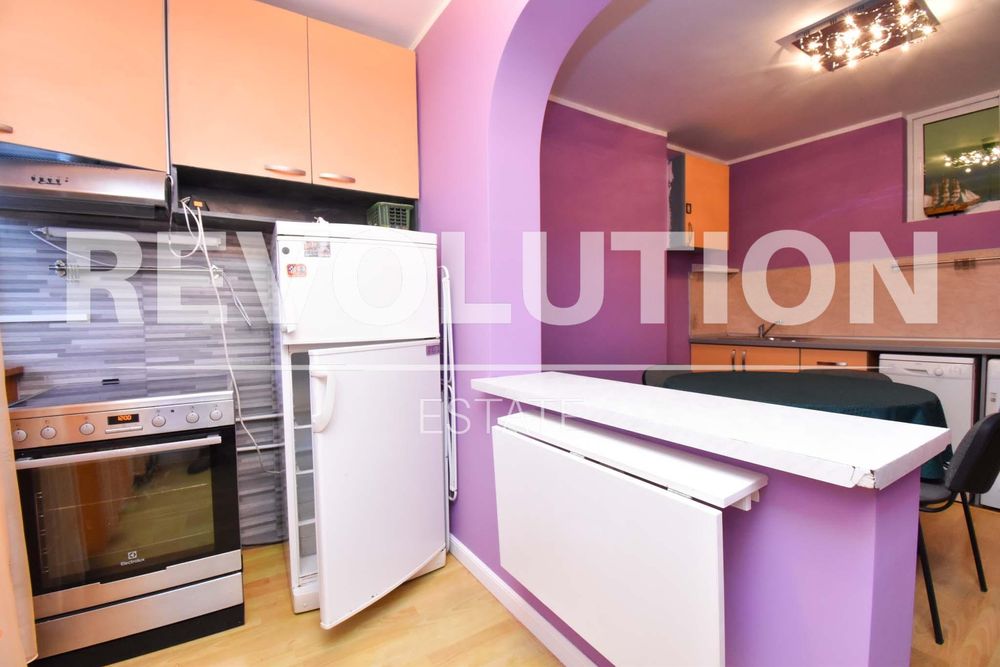 Дава се под наем Четиристаен апартамент в София, Младост 3 - 97 кв.м за 700 € - Снимка #2