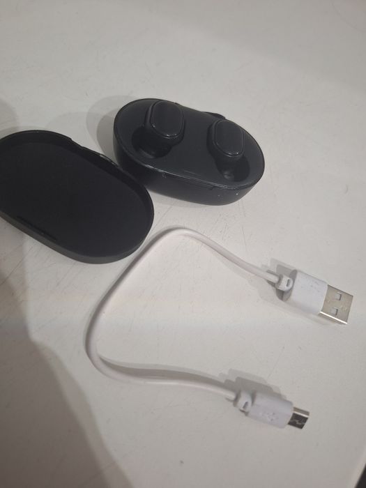 Mi True Wireless Earbuds Basic 3