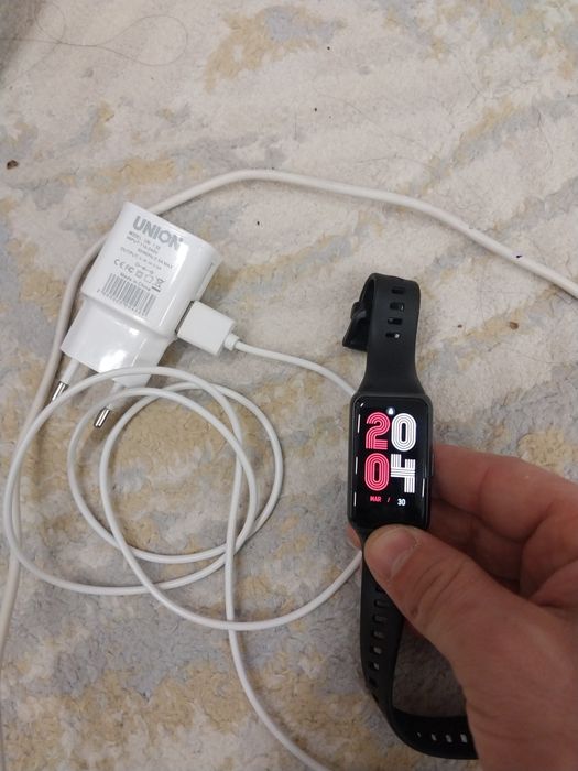 Смарт часы Huawei Band