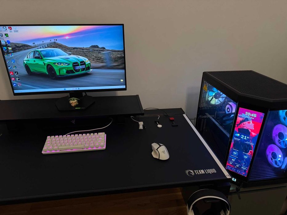 Pc  Rtx5070 , Ryzen 7700, 32 gb ram plus secretlab desk si toate accesoriile