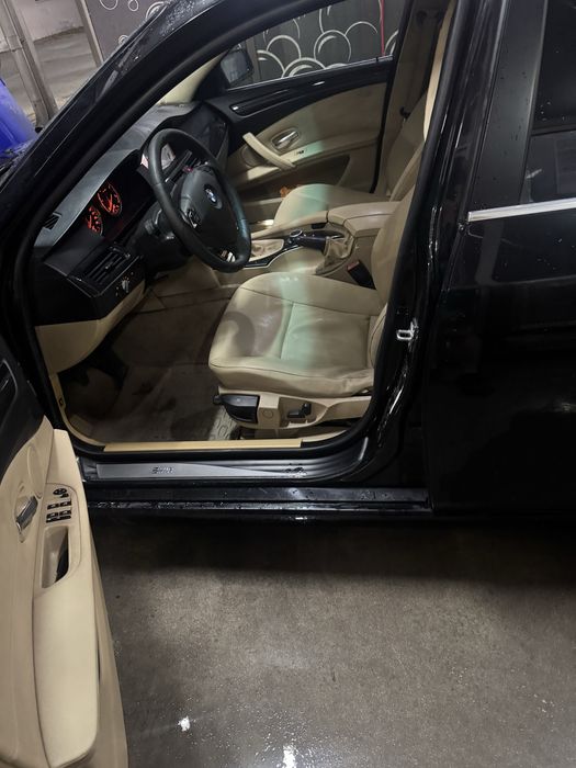 BMW SERIA 5 E60 200CP-Pret negociabil/Exista si varianta de schimb