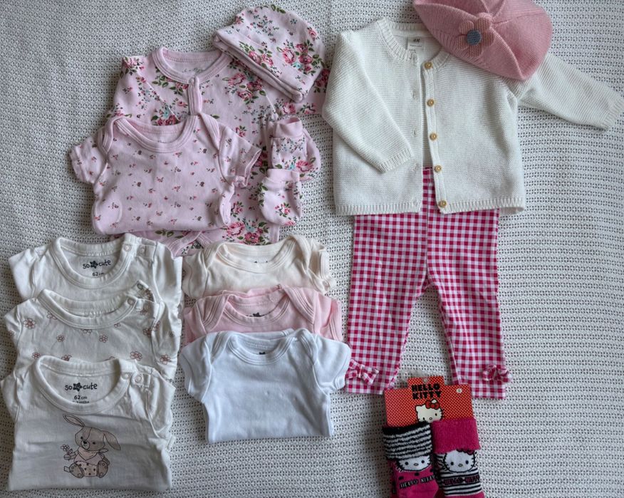 Лот 0-3 бебе момиче