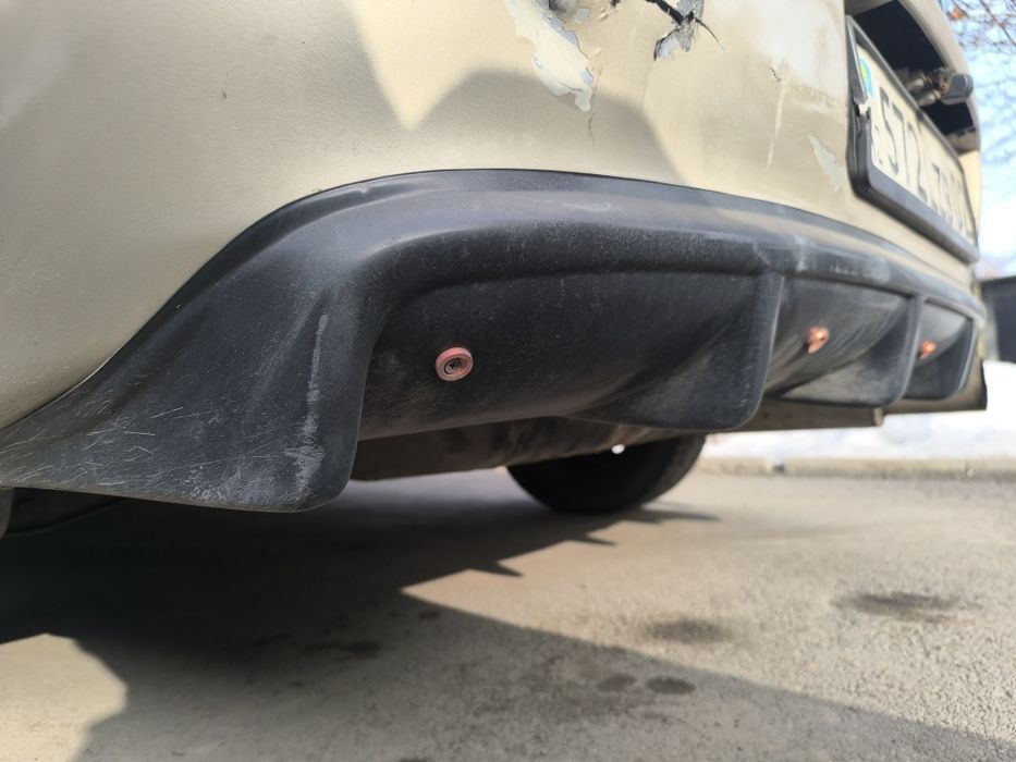 Диффузор для Lancer X  2007 и выше