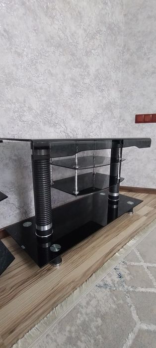 Подставка под телевизор