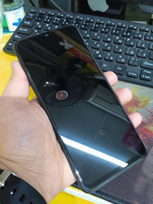 Продам телефон..