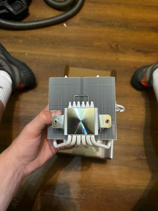 Cooler CPU Thermalright SI-120 White ARGB – Design premium, răcire eficientă, stare impecabilă