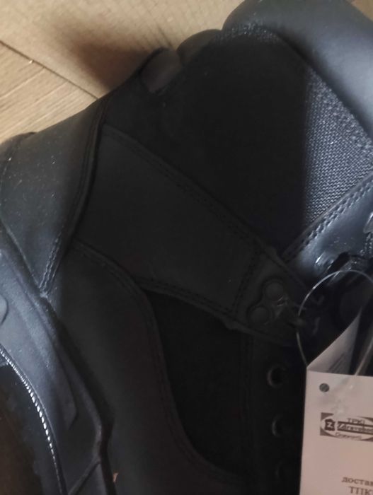 Чисто нови полицейски зимни и летни кубинки