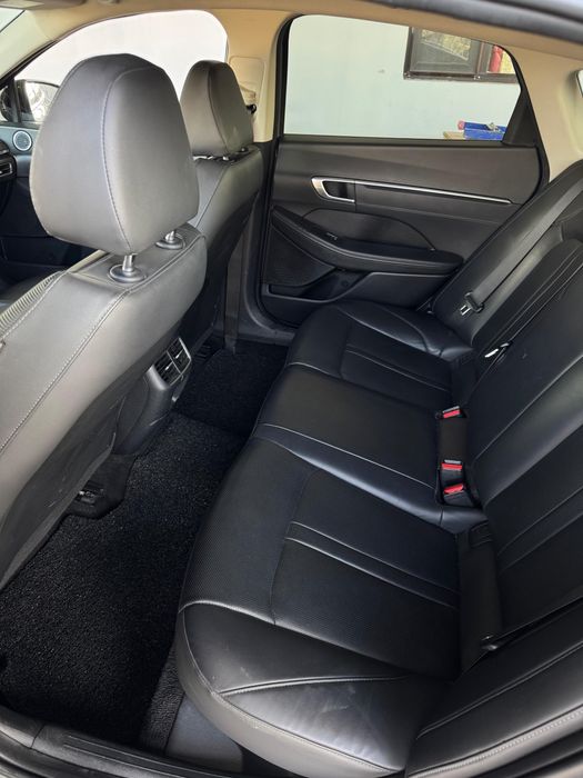 Продаю Hyundai Sonata