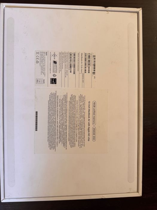SuperOcazie !-MacBook Air 13"-M2--NOU-NOUT -Cutie Full -1 Ciclu Încărcare !-IEFTIN !!!!