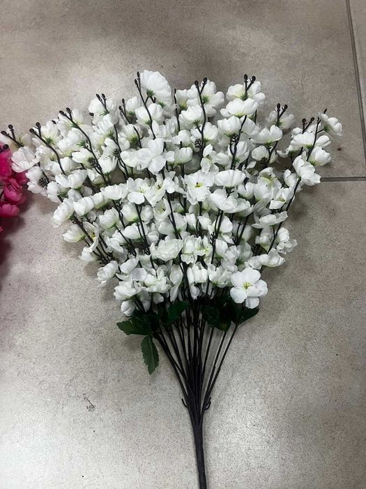 Японска вишна - изкуствени клони