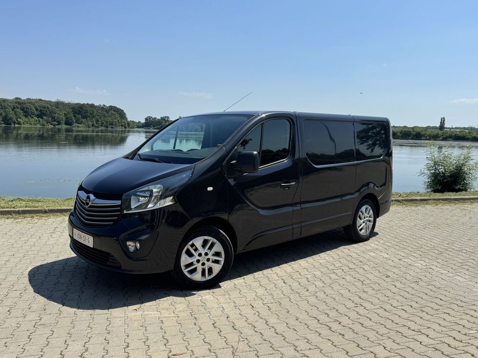 Opel Vivaro//Trafic//BlackEdition//Navi//JanteAliaj//AC//Euro5//140CP