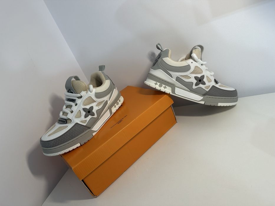 Louis vuiton skate gray