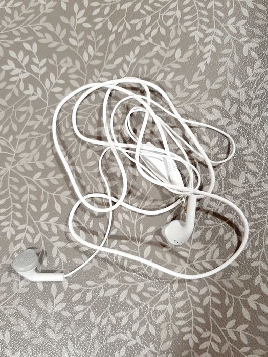 Телефон Samsung Galaxy A6