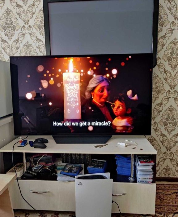 Продам LG Oled 165 см смарт телевизор 65" smart tv 4K, Dolby Atmos