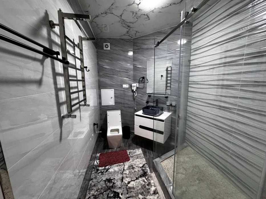 R10! Сдаётся квартира 2/2/9 на Чиланзарский ор-р Метро Чиланзар!