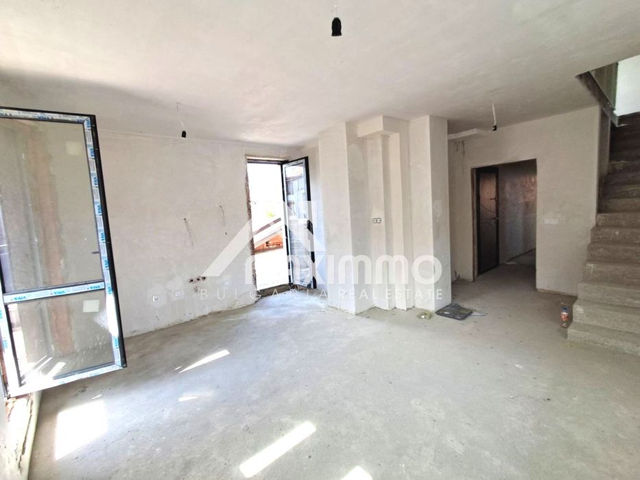 Продава се Мезонет в Варна, Централна поща - 211 кв.м за 1043 €/кв.м - Снимка #3