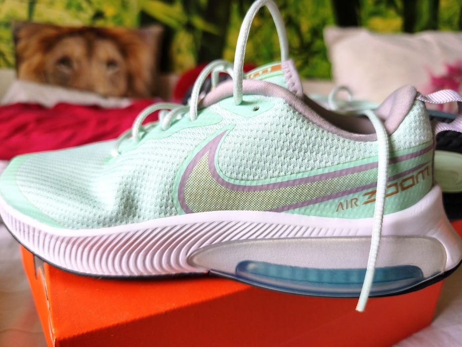 Маратонки 37,5/38