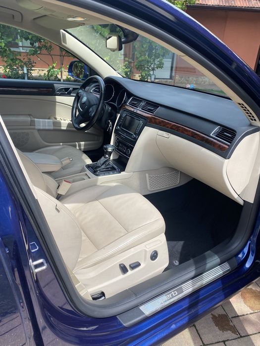 Skoda Superb Combi 2.0 TDI, 140 CP, automată, an fabricație 2010