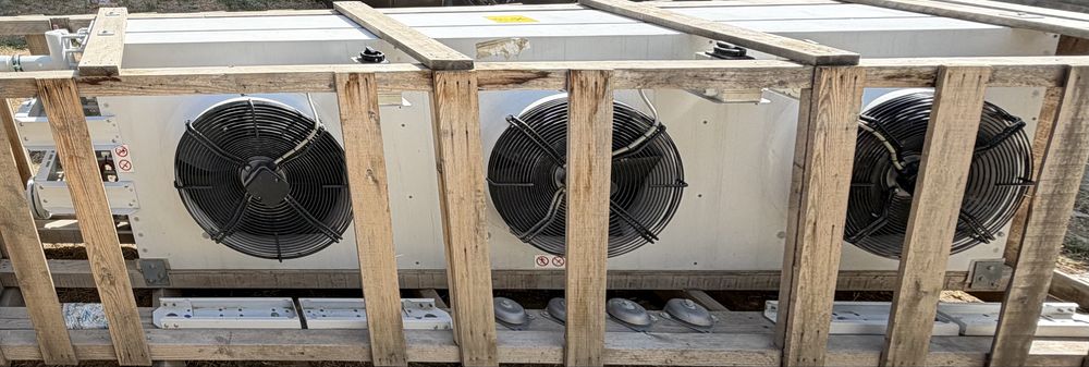 Cooler Guntner brendiga tegishli havo bilan sovutiladigan draykuler