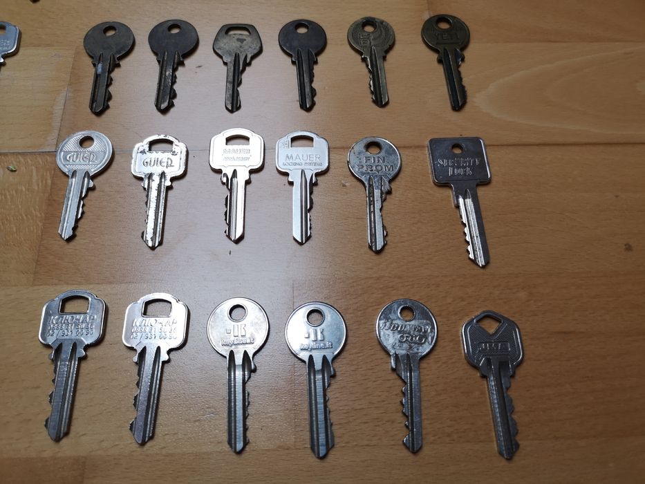 Лот стари ключове
