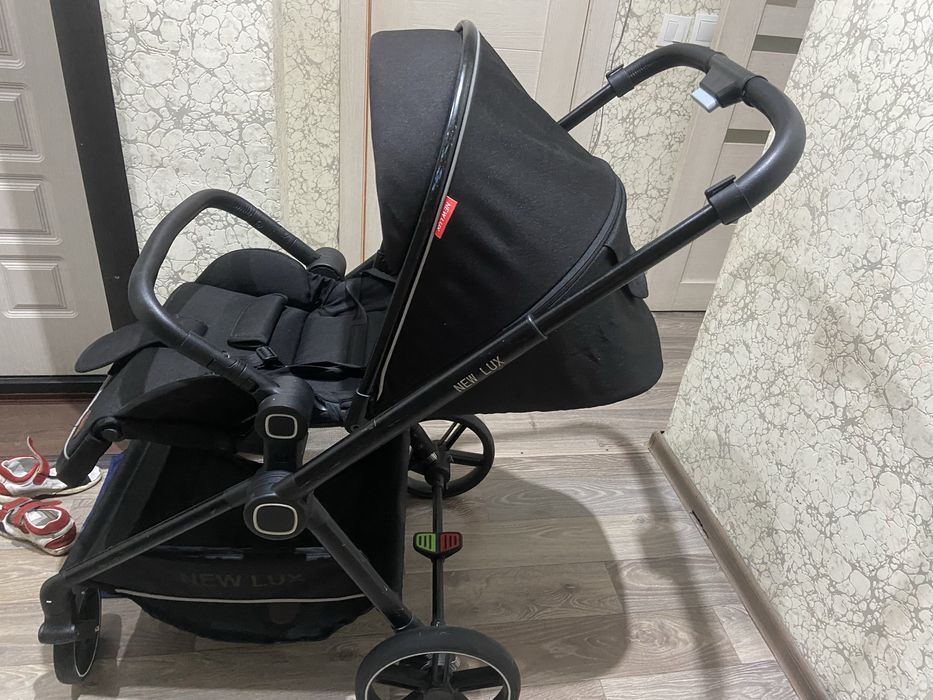 Продам коляску new lux