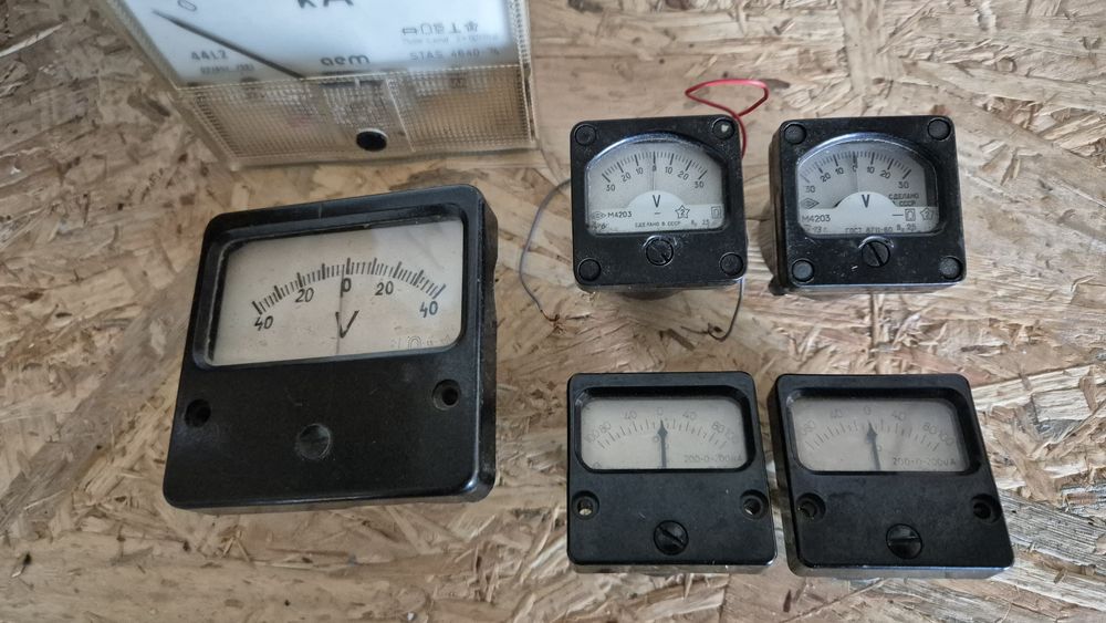 Acometre,  voltmetre , ampermetru