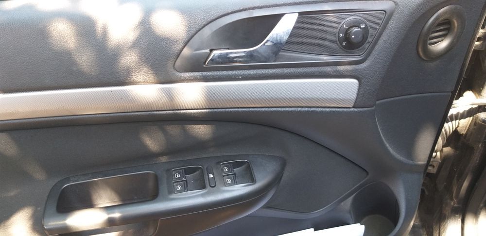 Шкода Октавия 1.6TDI на части