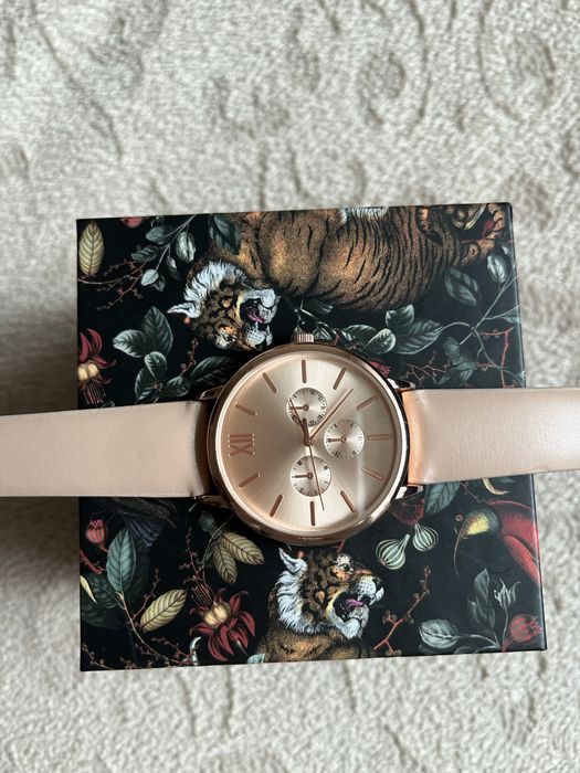 Дамски часовник Medicine