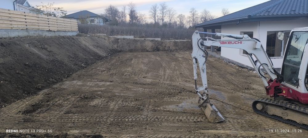 Inchiriez Miniexcavator/încărcător/Basculanta de 6.5T  exc