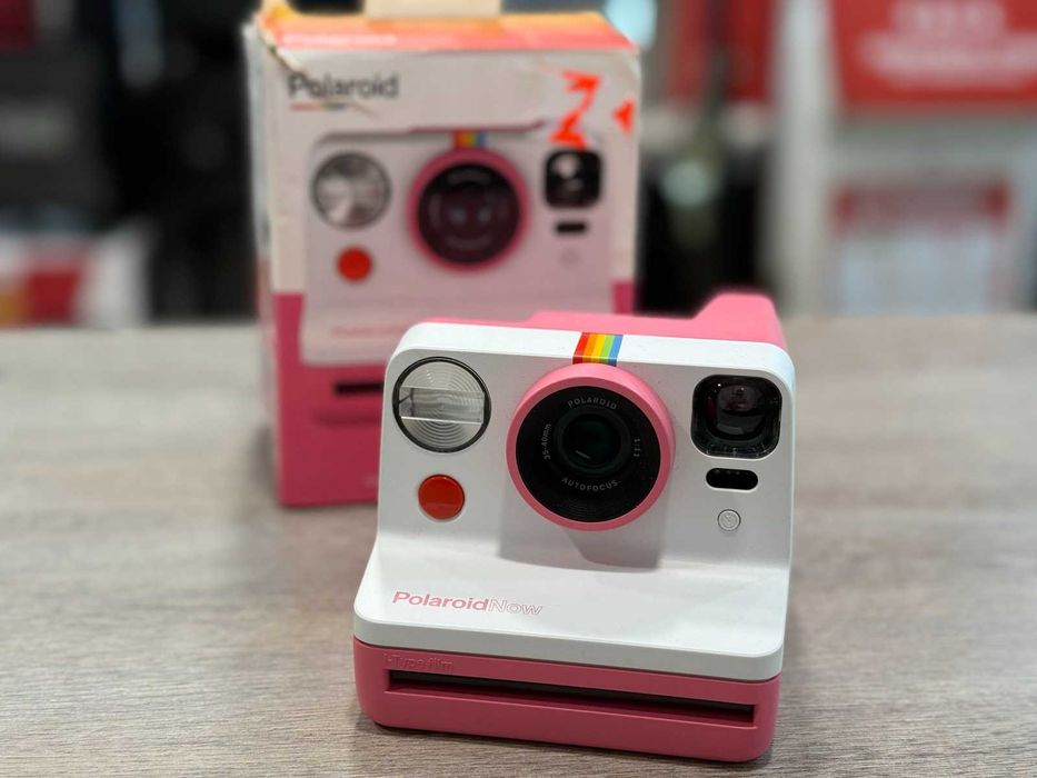 Моментален фотоапарат Polaroid Now
