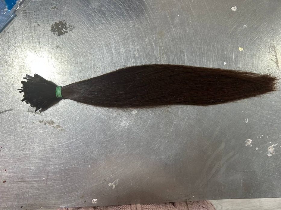 Kapsula Uchun soch sotiladi