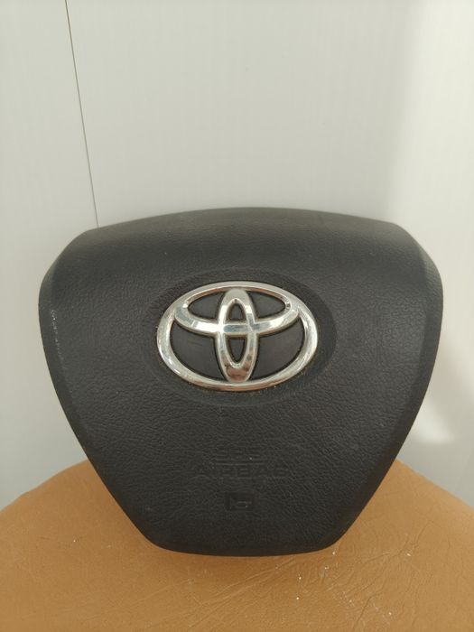 Подушка безопасности Toyota