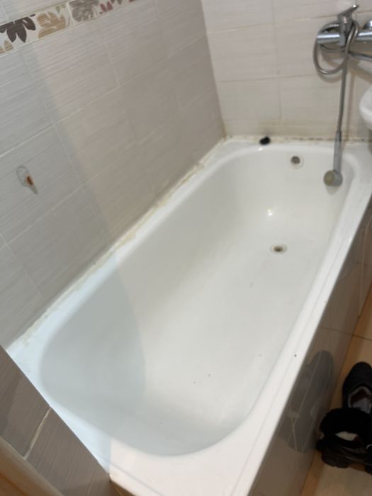 Срочно ванна в хорошем состоянии