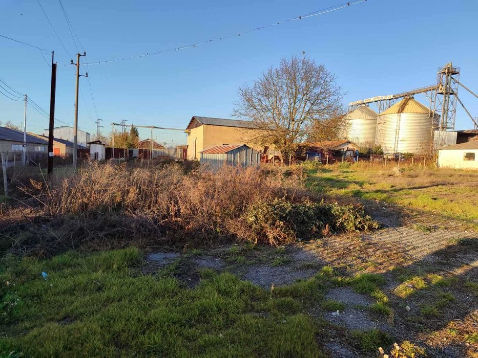 Продава се Промишлена сграда в с. Плачидол, Област Добрич - 1080 кв.м за 213 €/кв.м - Снимка #4