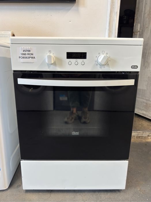 Aragaz electric cu plita pe inductie Faure FCI6563PWA