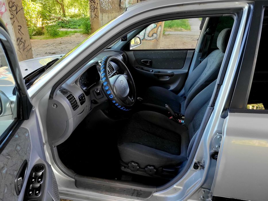 ***PROPRIETAR*Hyundai Accent*an fabr. 2000*Benzina*1341 cmc*283.000 Km Reali*Distributie Schimbata***