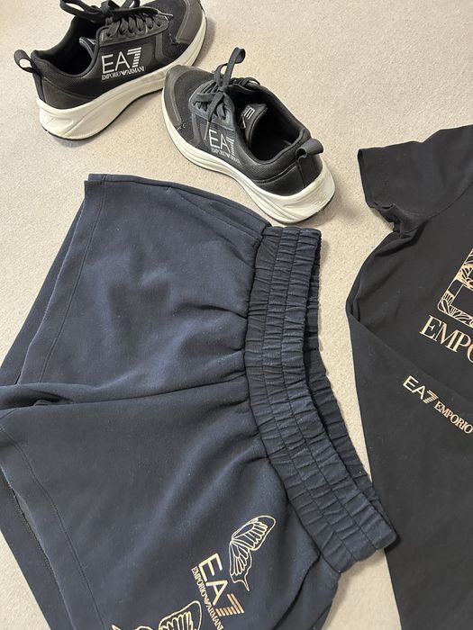 Маратонки и комплект  Armani/сет