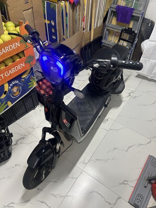 Электроскутер ск8