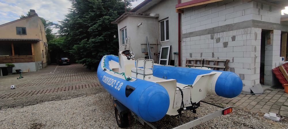 Vand barca RIB Tornado 5.8 cu Peridoc