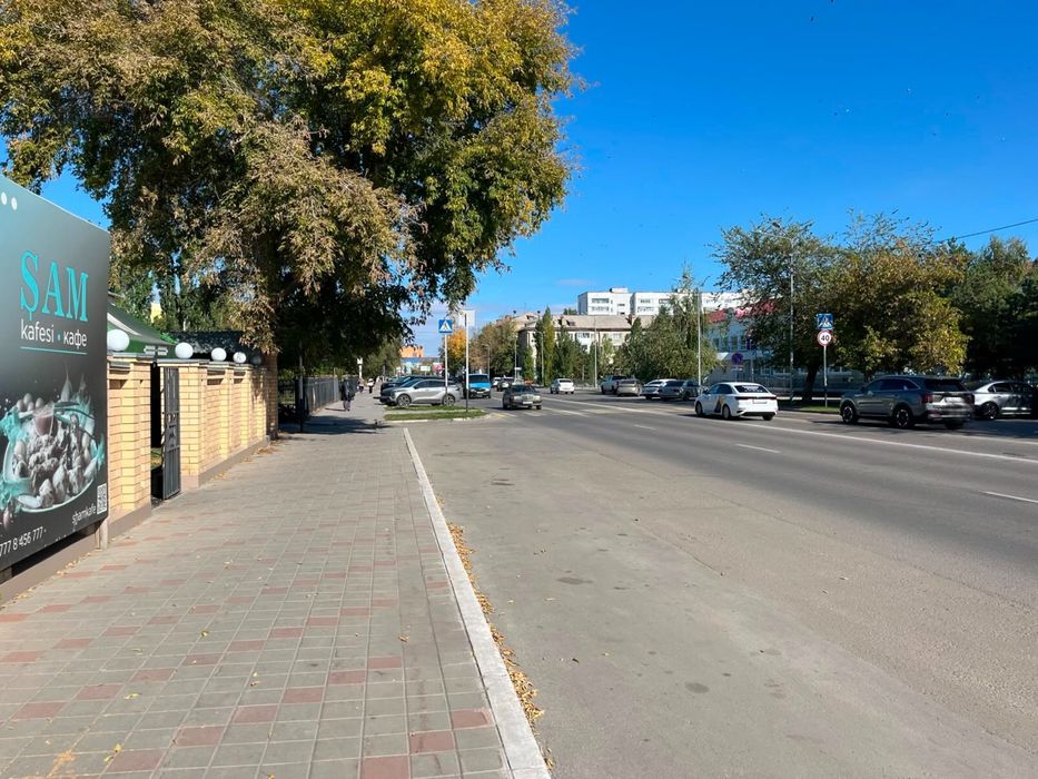 Продам коммерческое  здание в городе Костанай