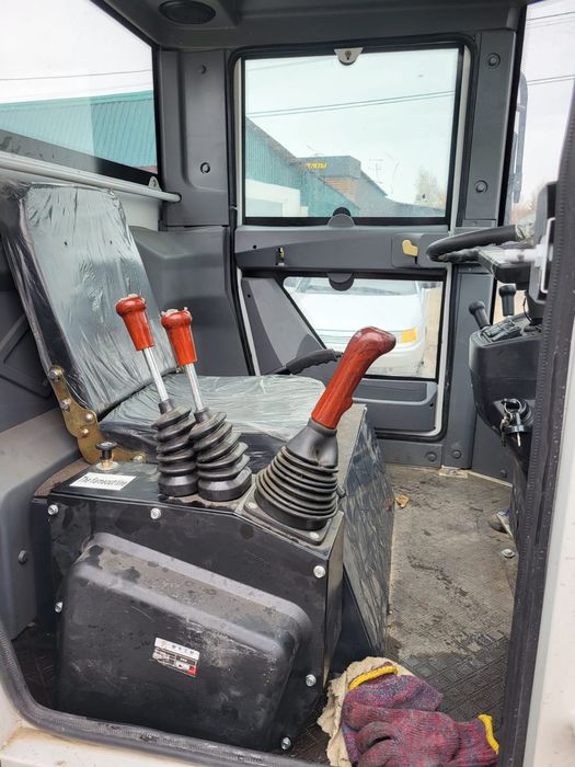 Погрузчик фронтальный